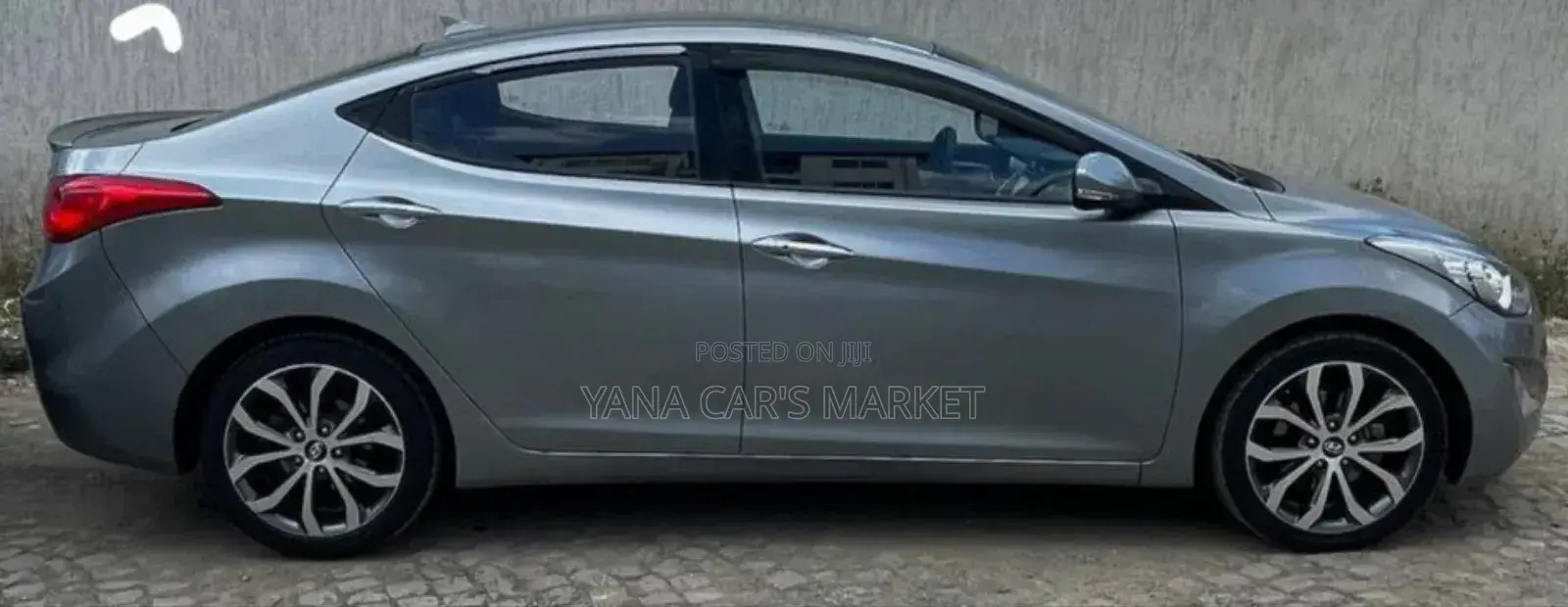 Hyundai Avante 2014 Blue