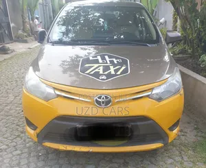 Toyota Yaris 2016 Yellow