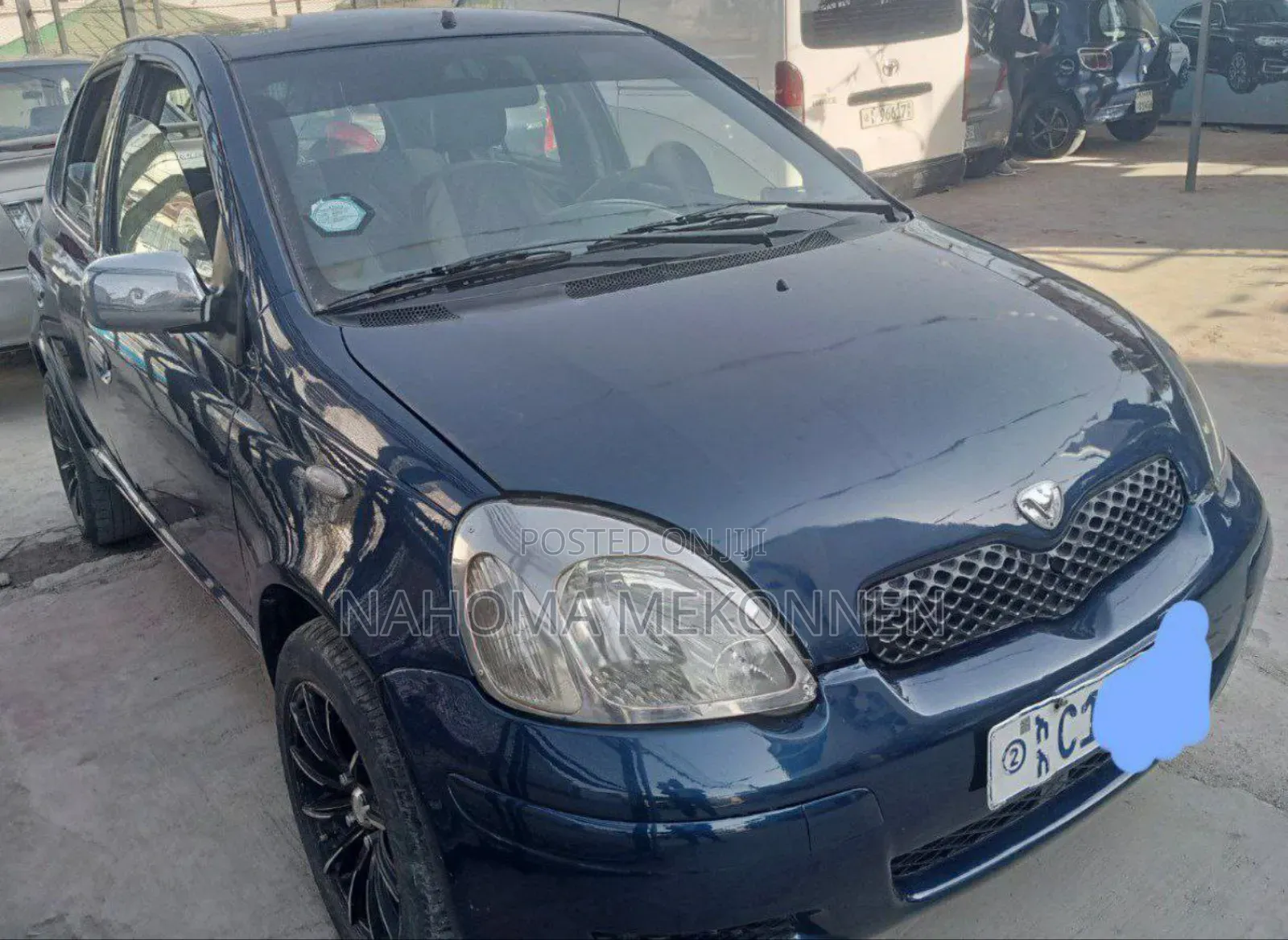 Toyota Vitz 2004 Blue