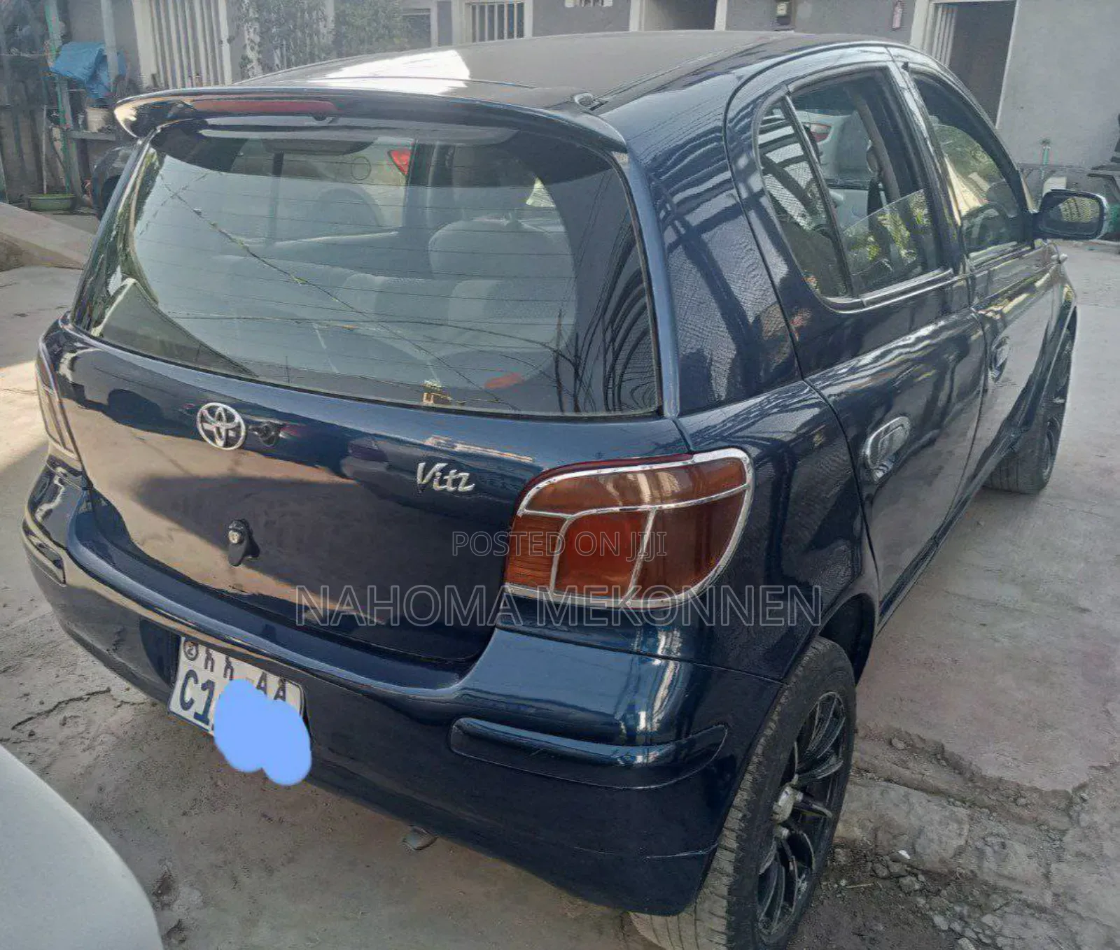 Toyota Vitz 2004 Blue