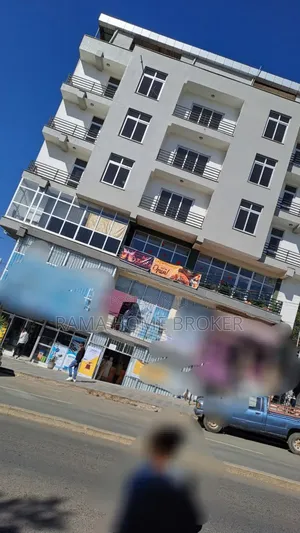 1.5 ሚ ወርሀዊ ገቢ ያለው B+g+5 ህንፃ ሽያጭ ኮተቤ አካባቢ አስፓልት ዳር