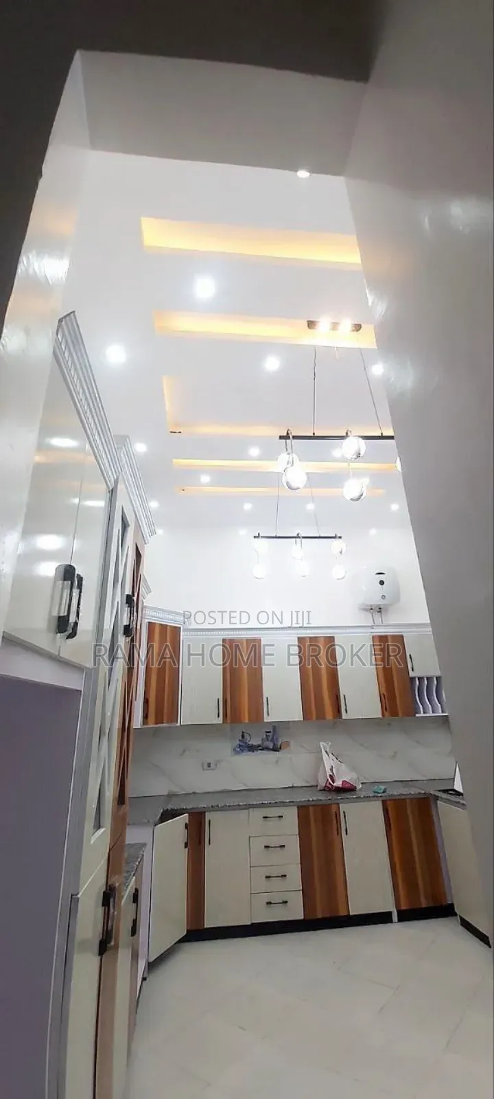 Furnished 8bdrm Block of Flats in Ccd Real Estate, Yeka for sale