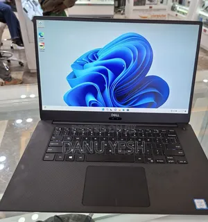 New Laptop Dell Precision 5540 16GB Intel Core I5 SSD 256GB