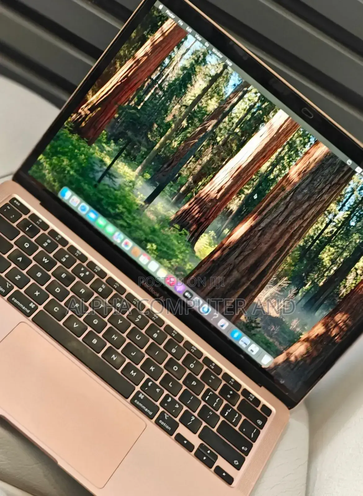 New Laptop Apple MacBook Air 2020 16GB Intel Core I3 SSD 512GB