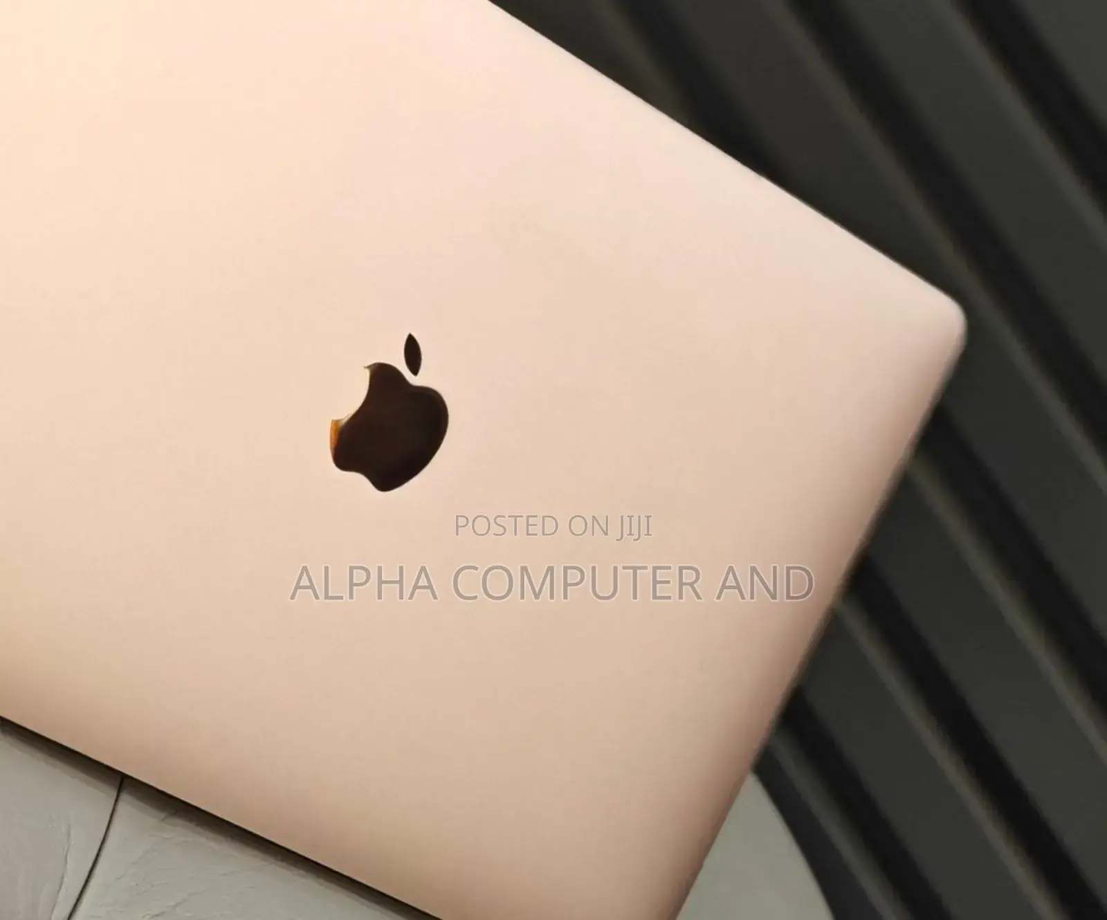 New Laptop Apple MacBook Air 2020 16GB Intel Core I3 SSD 512GB