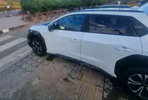 Toyota bZ4X 2023 White