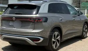 Volkswagen ID.6 2022 Black