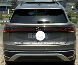 Volkswagen ID.6 2022 Black