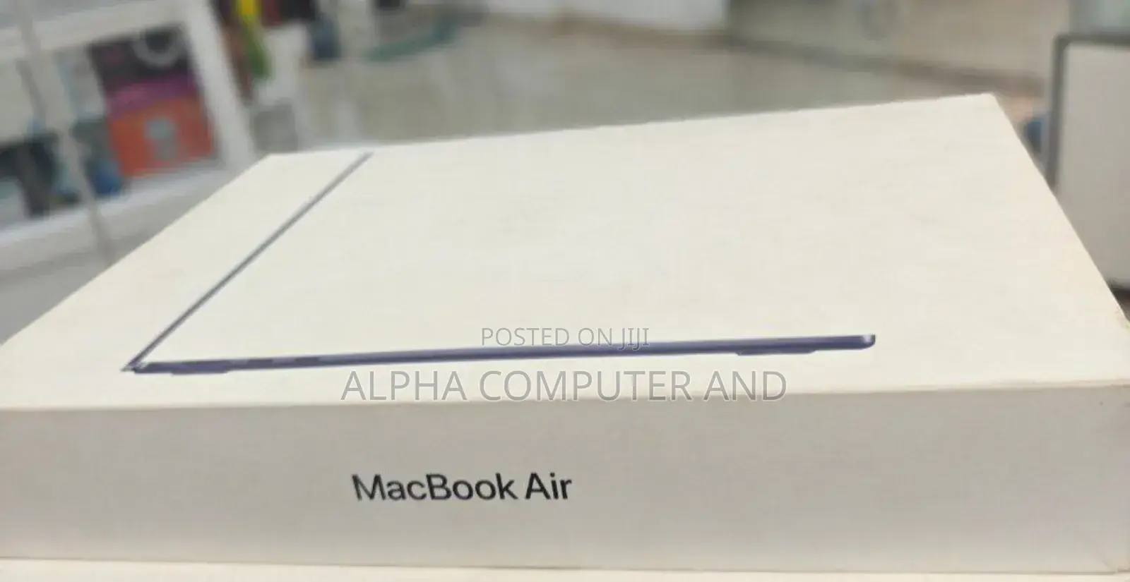 New Laptop Apple MacBook Air 2025 M4 15-Inch 16GB Apple M4 SSD 512GB