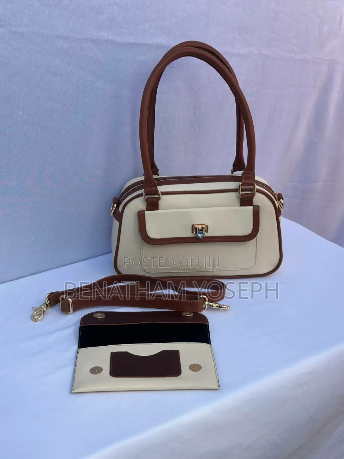 Women's Cream Leather Baguette Bag