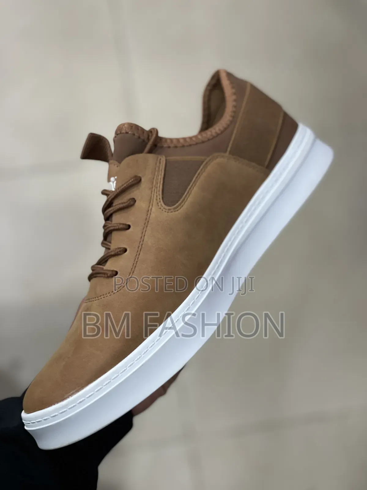 Authentic Timberland Tan Low-Tops