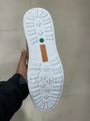 Authentic Timberland Tan Low-Tops