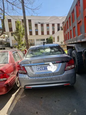 Suzuki Dzire 2022 Silver