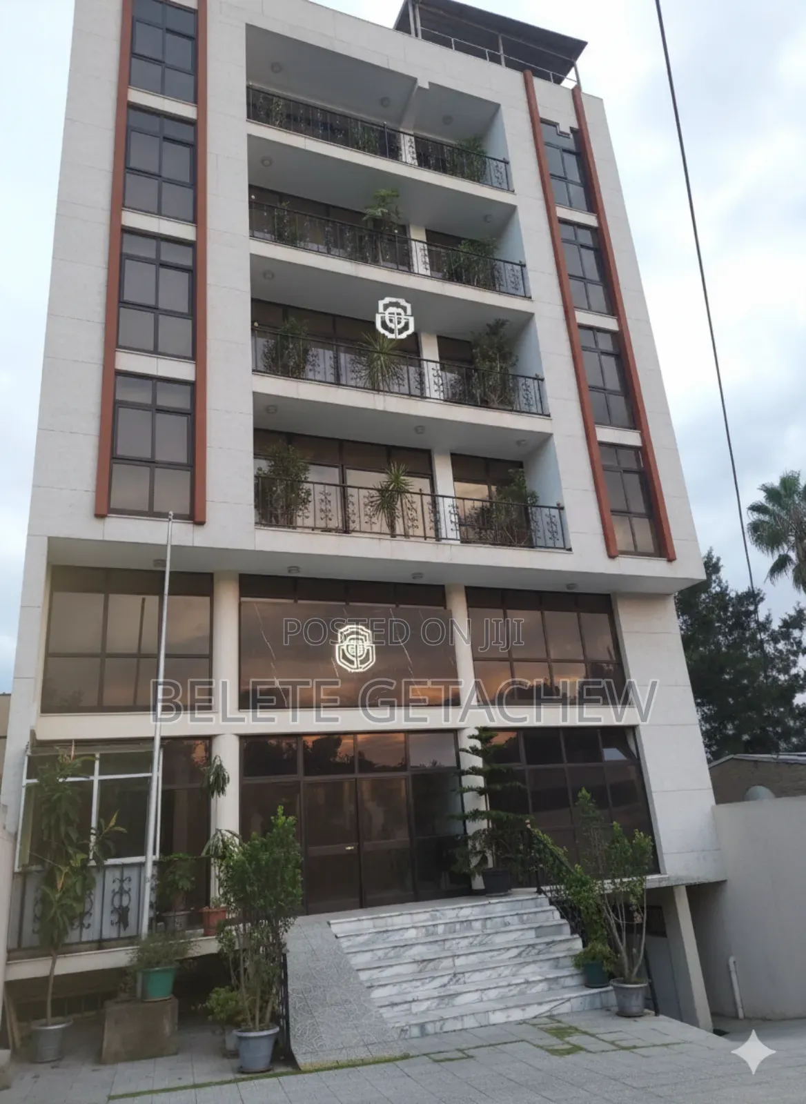 African Union(Au), B+G+6 Building for Sale 600sqm