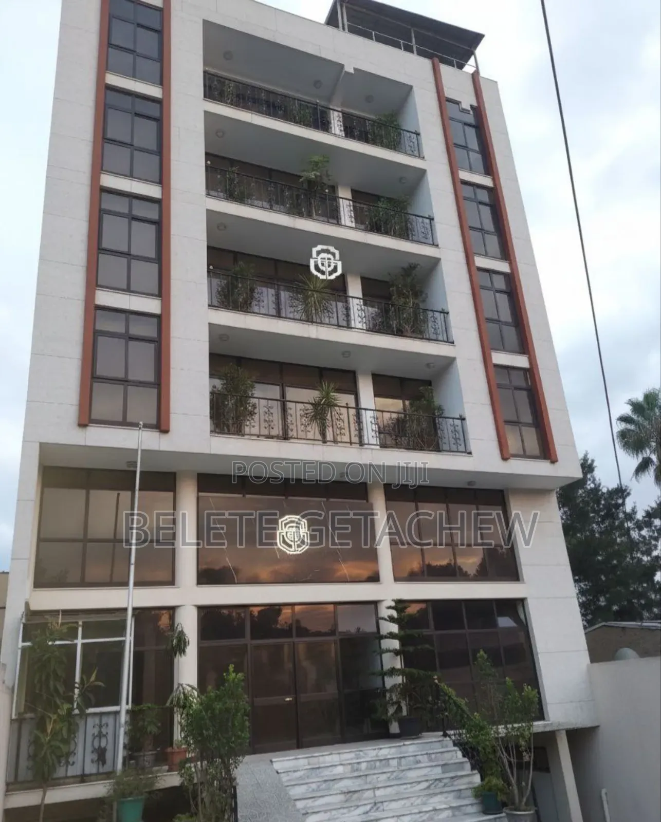 African Union(Au), B+G+6 Building for Sale 600sqm