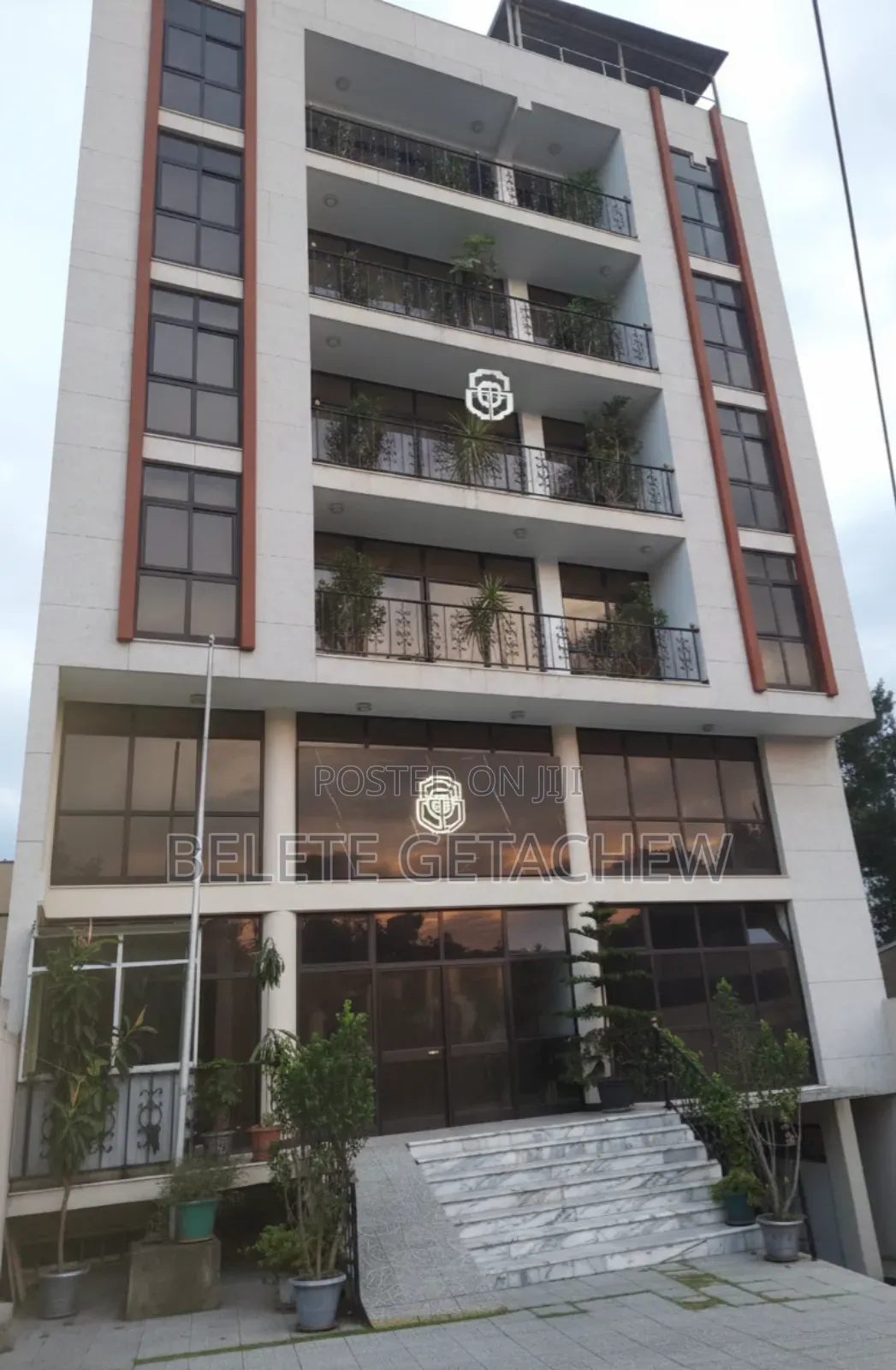 African Union(Au), B+G+6 Building for Sale 600sqm