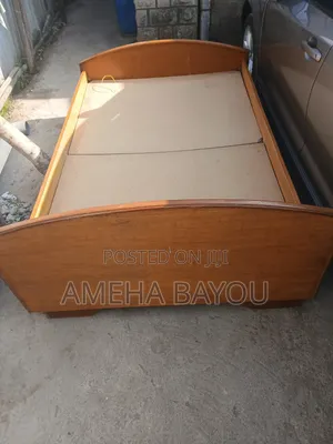 Ued Bed ያገለገለ አልጋ