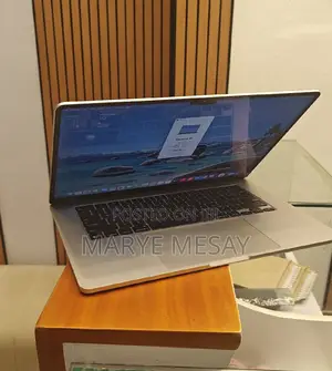 New Laptop Apple MacBook Air 8GB Intel Core I5 SSD 512GB