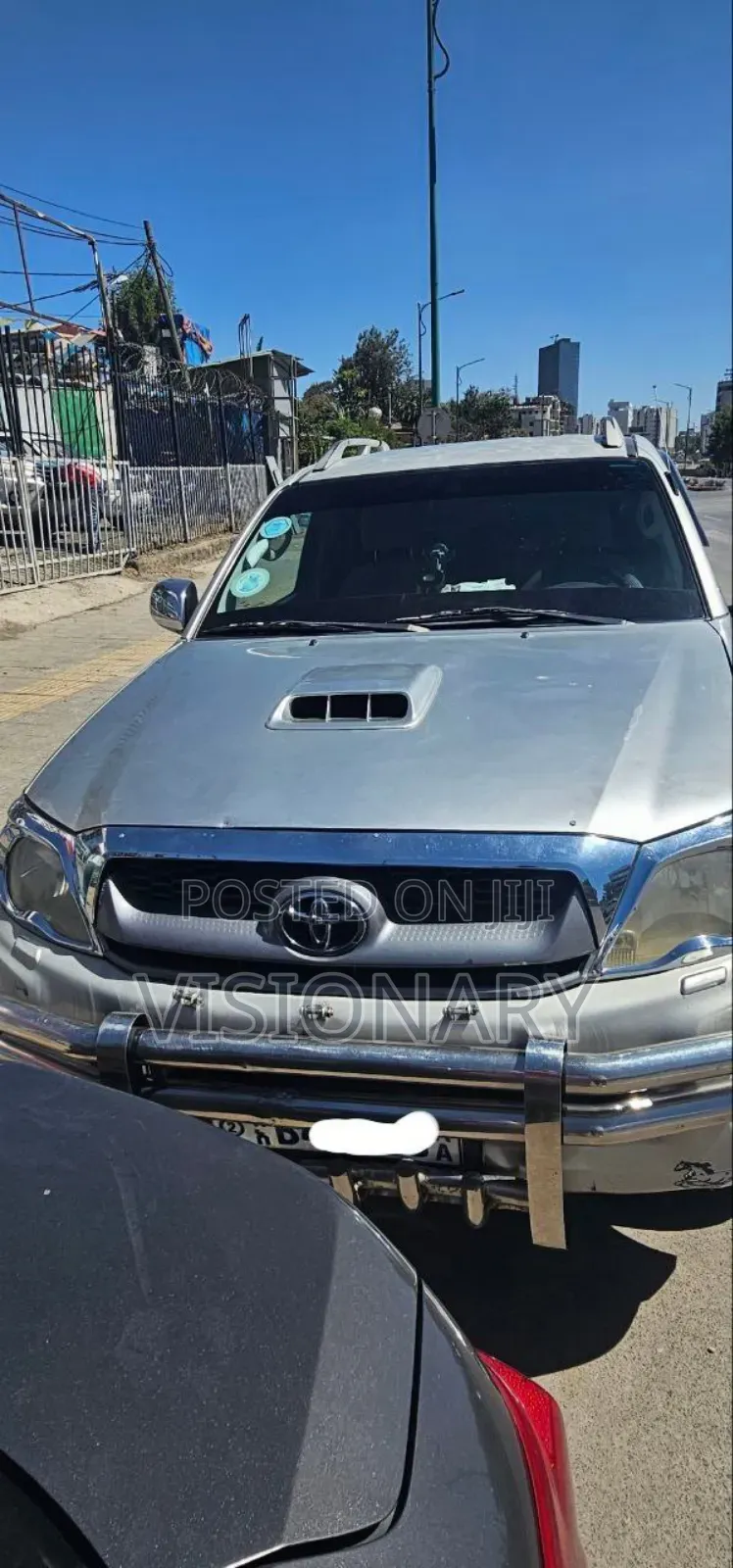 Toyota Hilux 2010 Silver