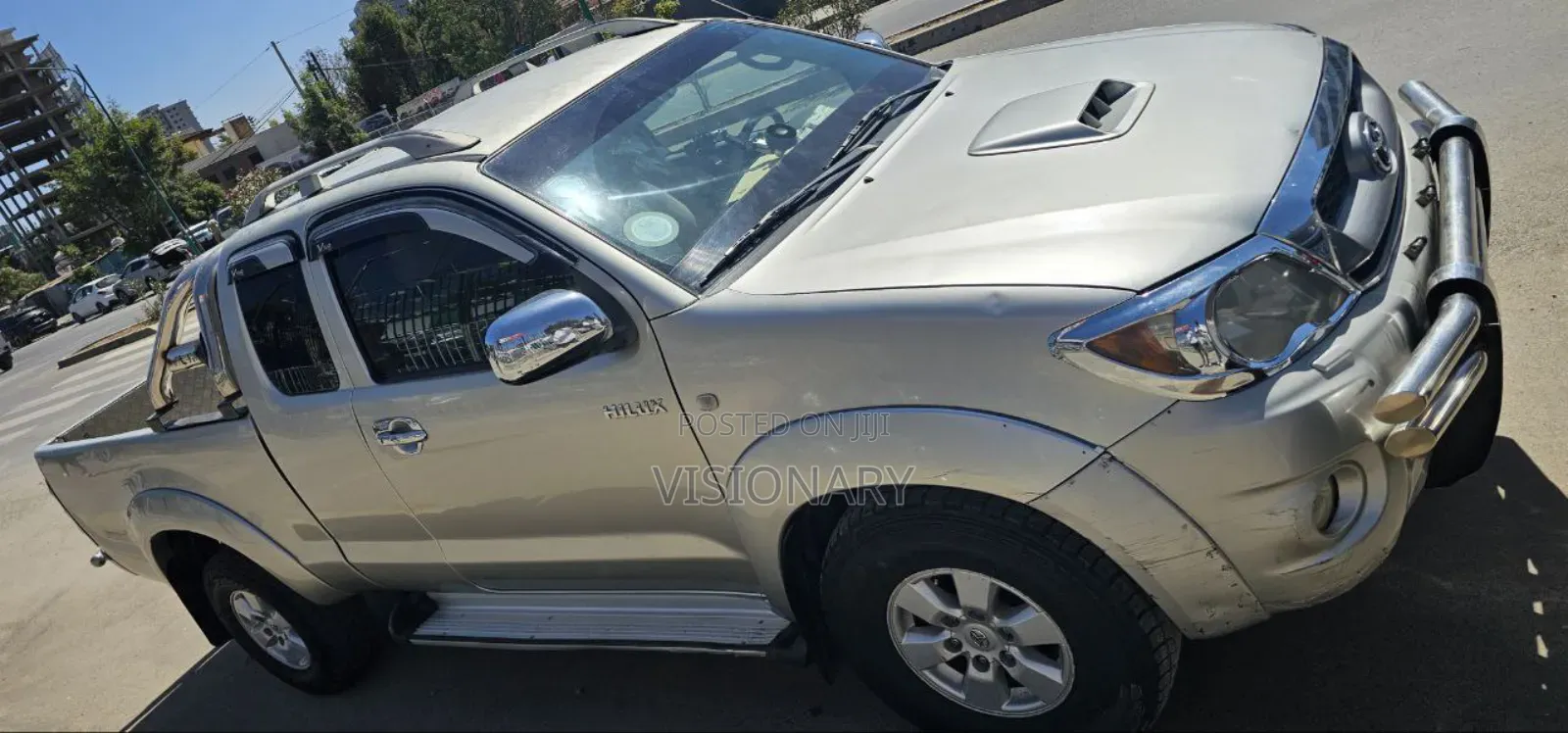 Toyota Hilux 2010 Silver