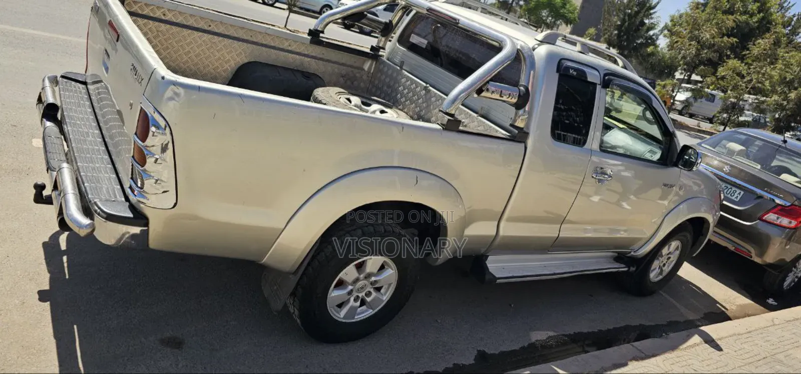 Toyota Hilux 2010 Silver