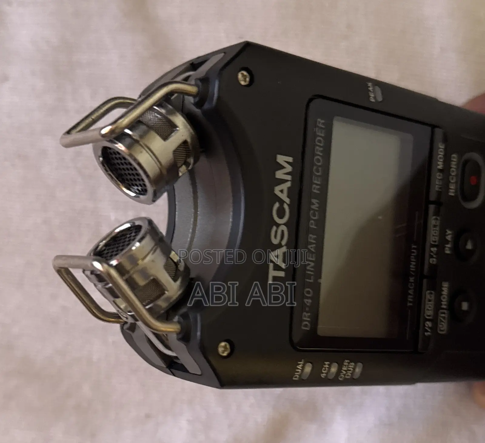 Tascam Dr-05 Portable Digital Recorder