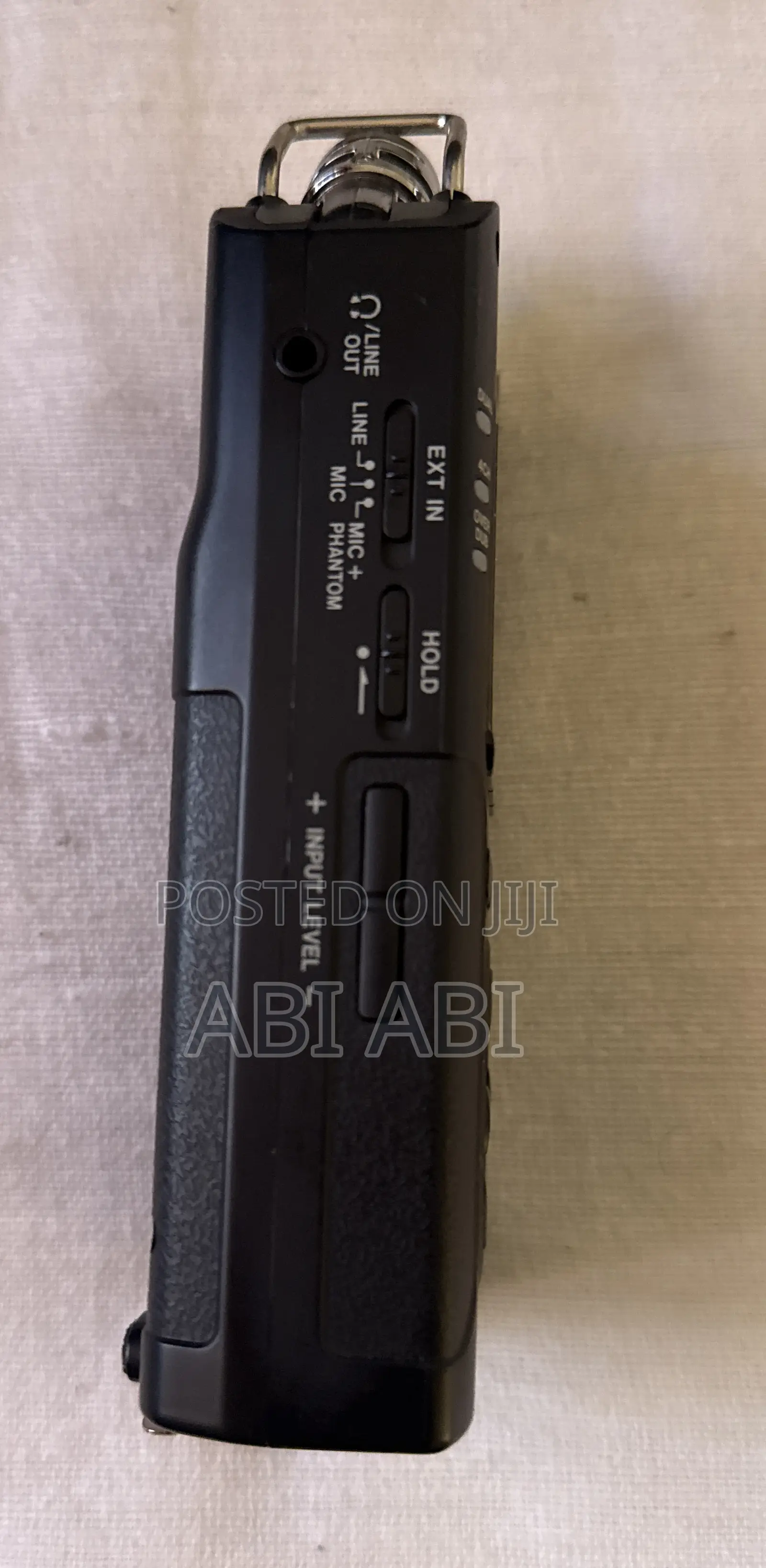 Tascam Dr-05 Portable Digital Recorder