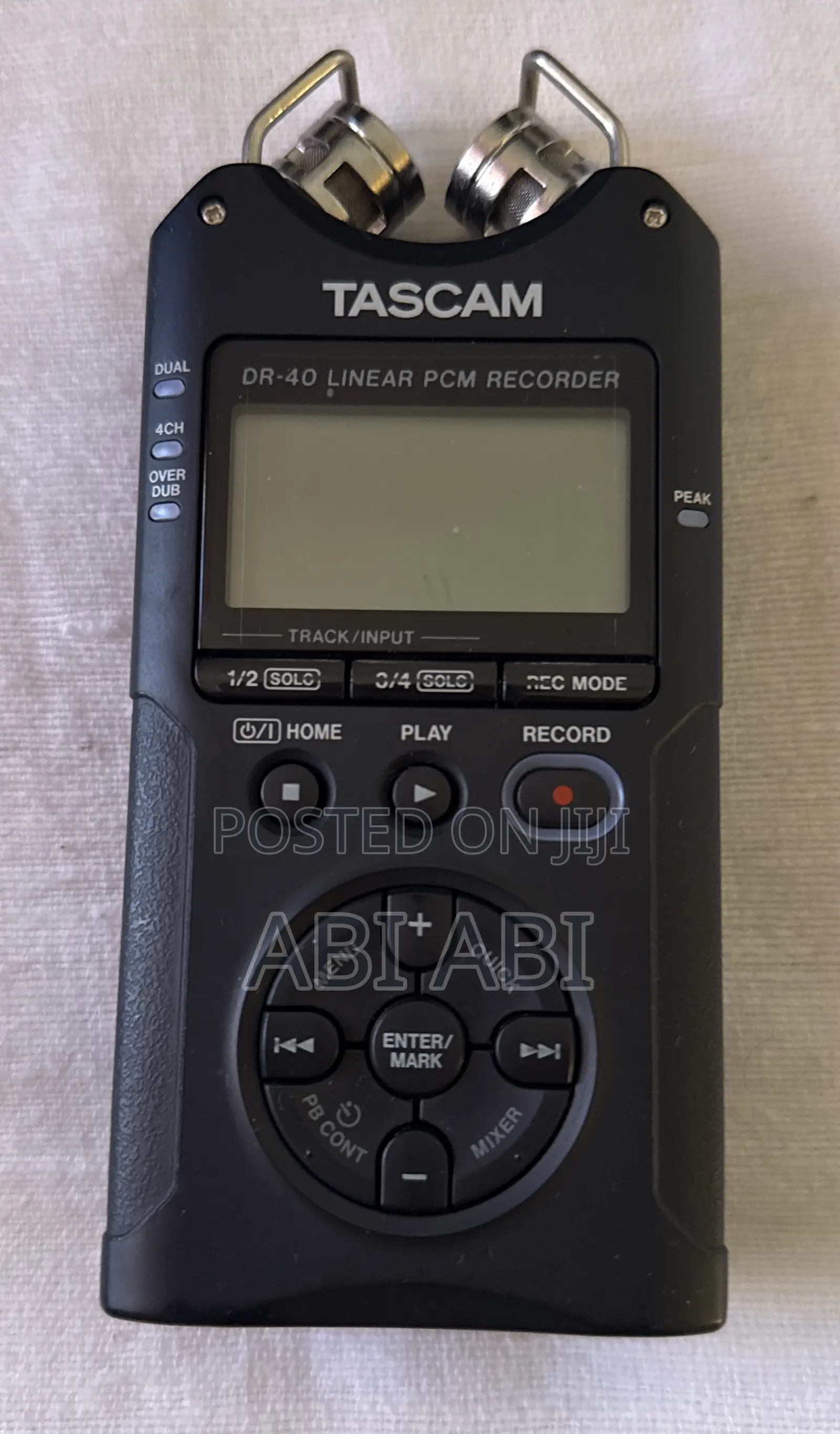 Tascam Dr-05 Portable Digital Recorder
