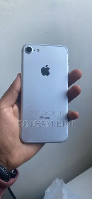 Apple iPhone 7 128 GB Silver