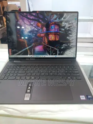 New Laptop Lenovo Yoga 7i 16GB Intel Core I7 SSD 1T
