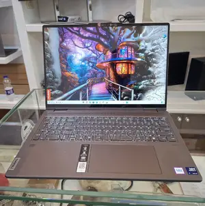 New Laptop Lenovo Yoga 7i 16GB Intel Core I7 SSD 1T