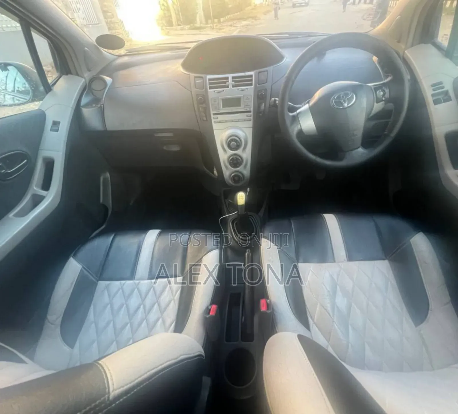 Toyota Yaris 2008 Gray