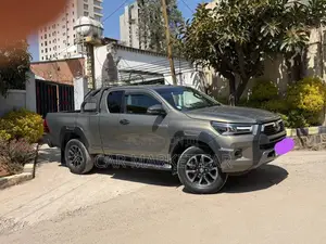 Toyota Hilux Revo Single Cab Deisel 2.8 AWD 2021 Matt Black
