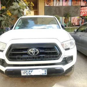Toyota Tacoma TRD Off Road 2021 White