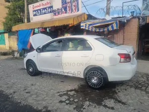 Toyota Yaris 2006 White