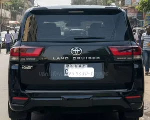 Toyota Land Cruiser 2022 Black
