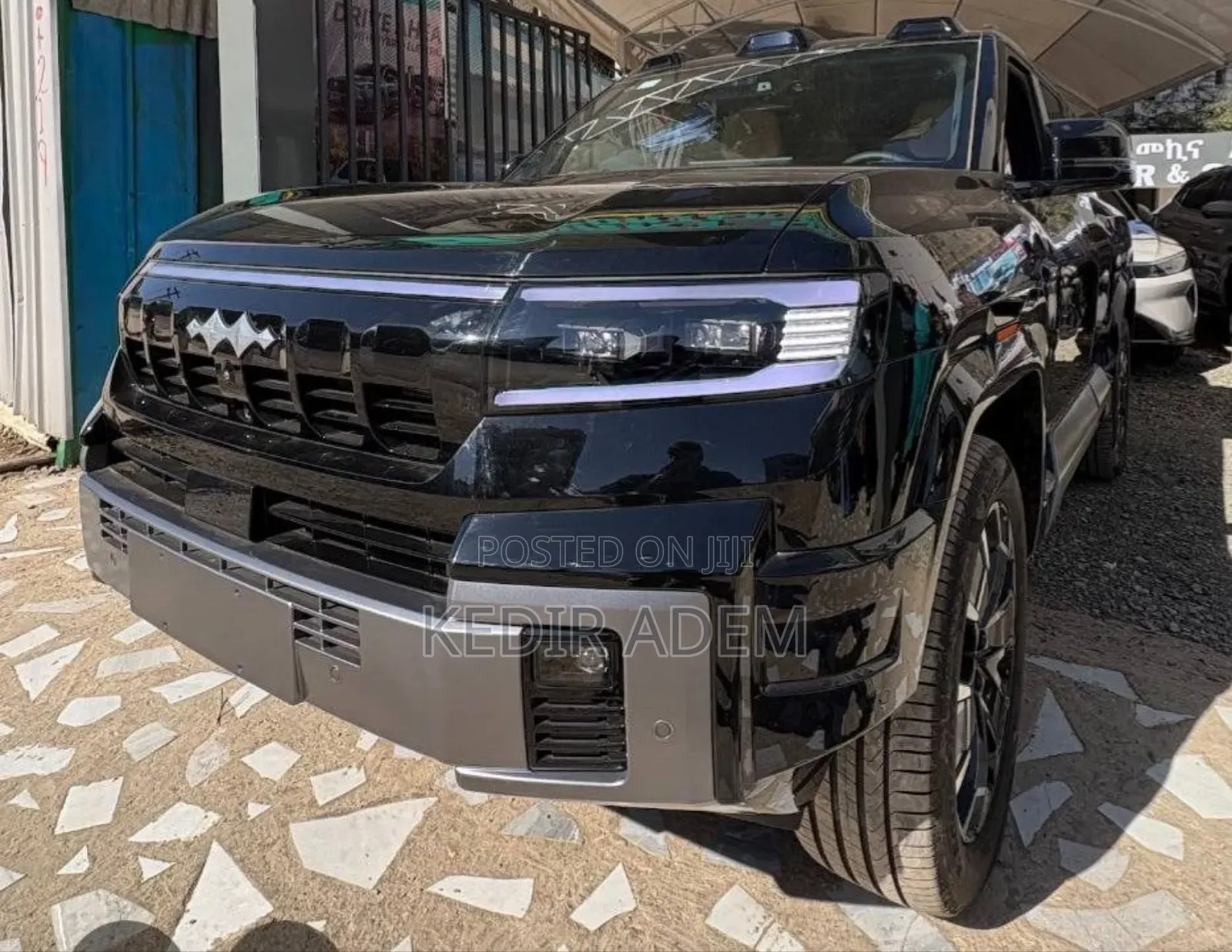 New BYD Leopard 8 2.0 Hybrid AWD 2025 Black