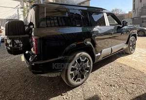 New BYD Leopard 8 2.0 Hybrid AWD 2025 Black