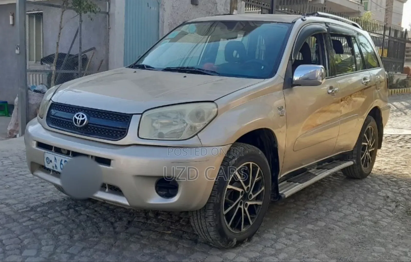 Toyota RAV4 2.0 4x4 2005 Gold