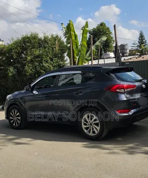 Hyundai Tucson 2018 Gray