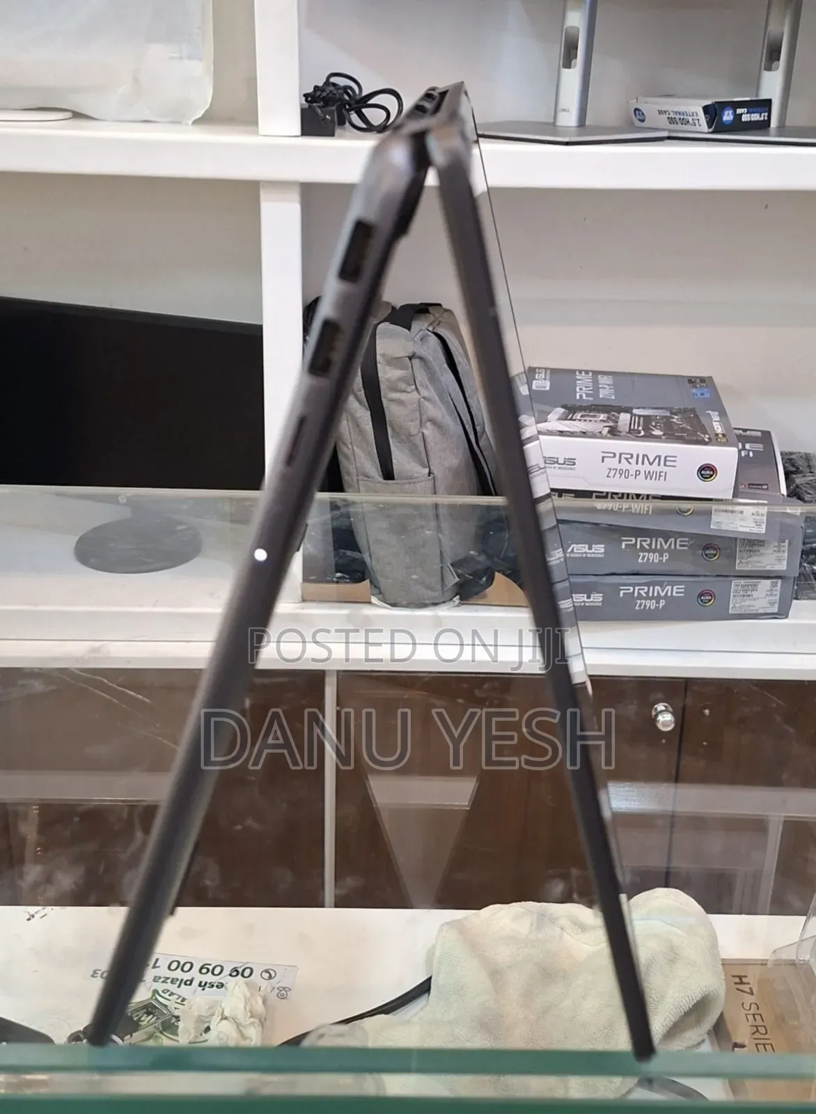 New Laptop Lenovo Yoga 7i 16GB Intel Core Ultra 7 SSD 1T