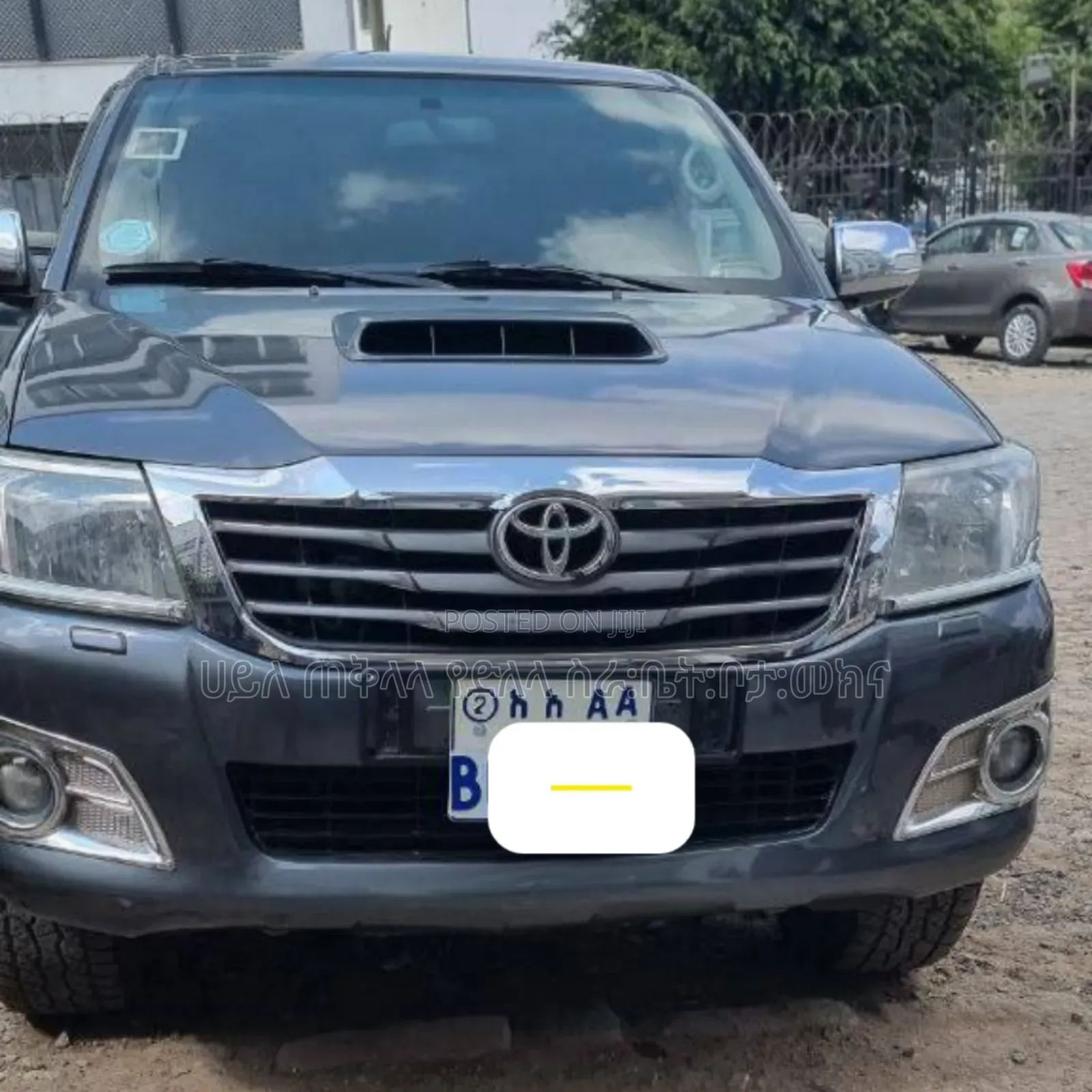 Toyota Hilux 2014 Gray