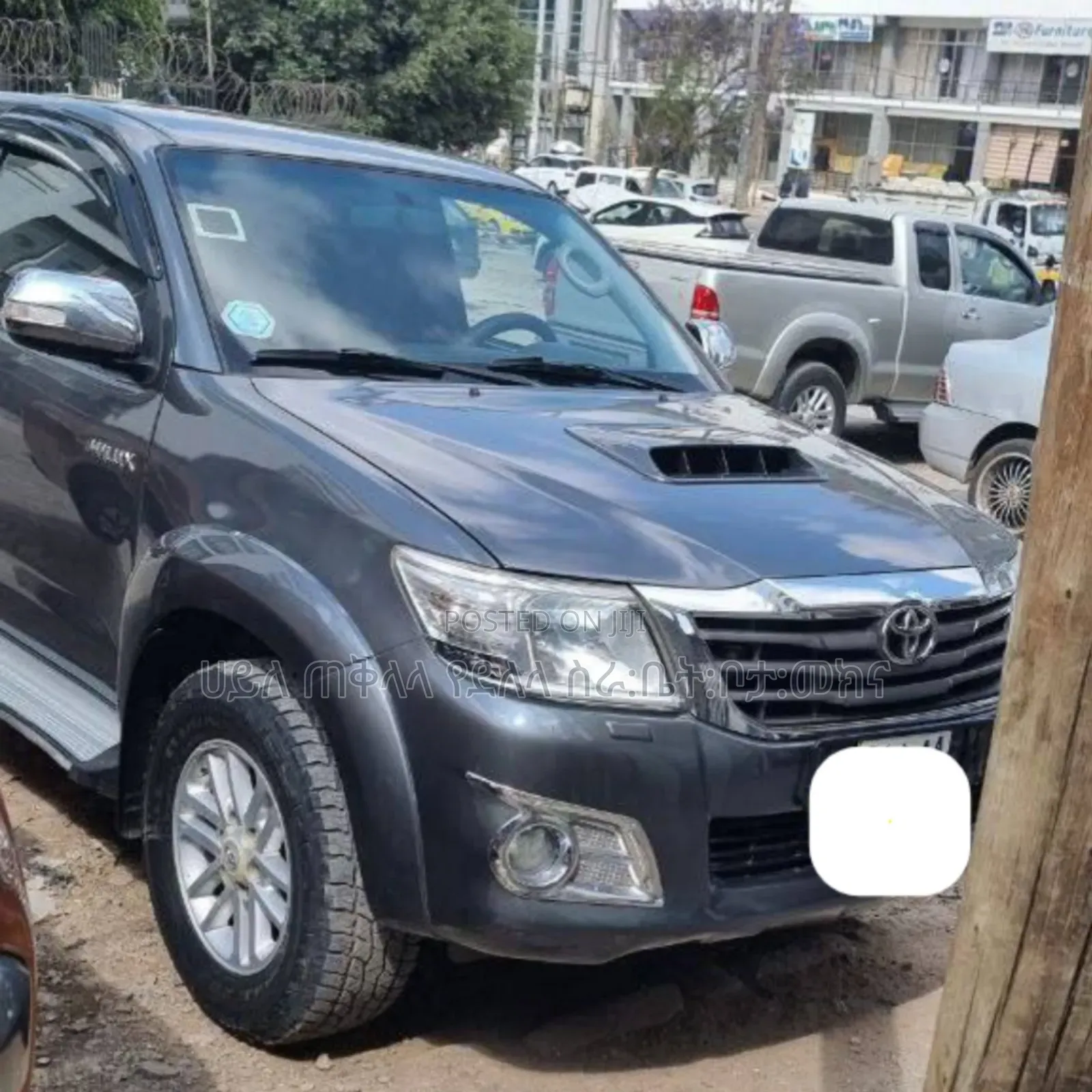 Toyota Hilux 2014 Gray