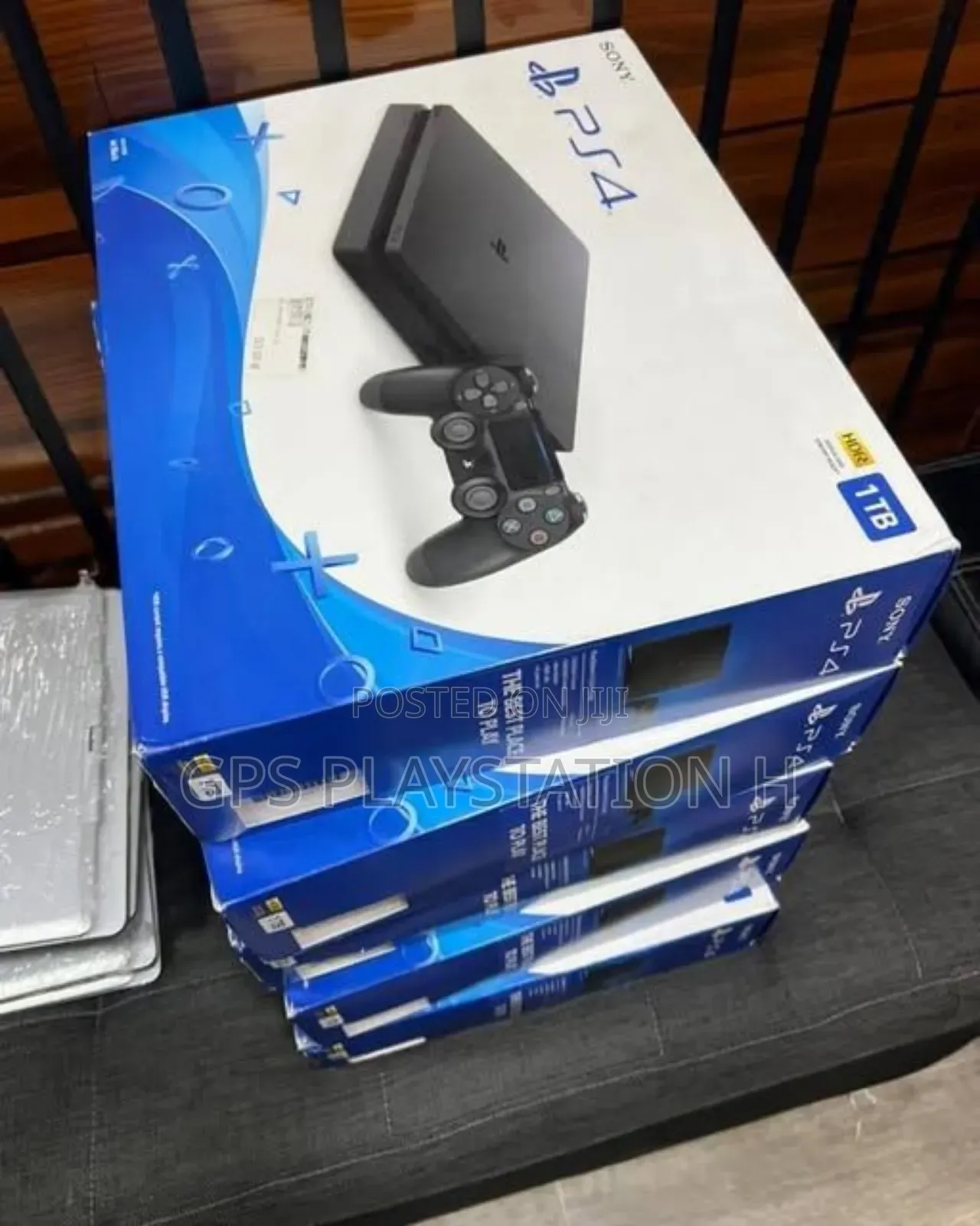 Playstation 4 Slim Model Brand New With 2 New Joystick Fc 26 Active