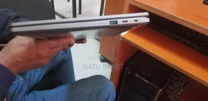 Laptop Acer 4GB Intel Core I3 HDD+SSD 500GB