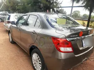 Suzuki Dzire 2022 Gray