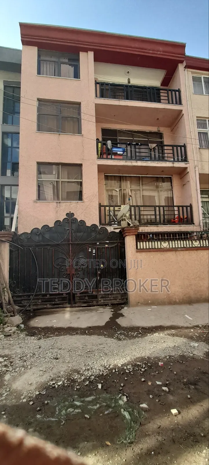 5bdrm House in Haile Garment, Nifas Silk-Lafto for sale