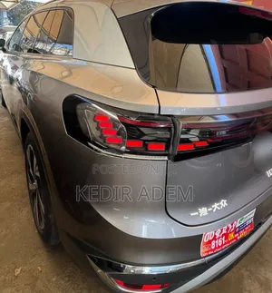 Volkswagen ID.6 2022 Brown