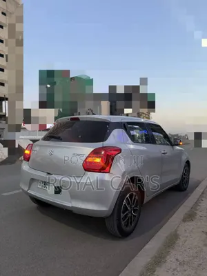 Suzuki Swift 2022 Silver