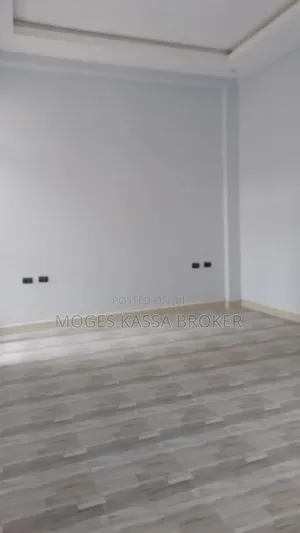 8bdrm House in መኖርያ ቤት, Yeka for sale